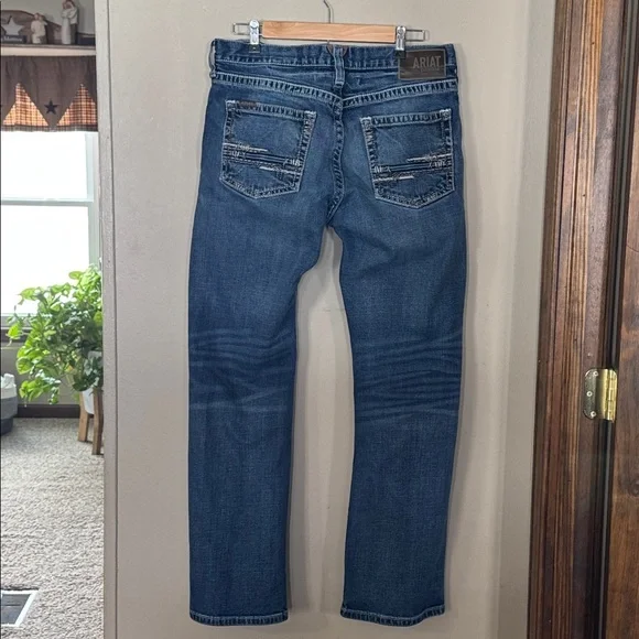 Ariat Men's M5 Classic Blue Straight Jeans - Picture 2 of 14